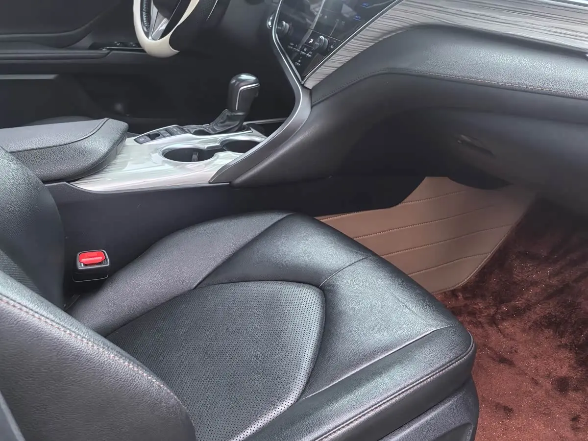 Toyota Camry 2020 — Şəkil 12/14