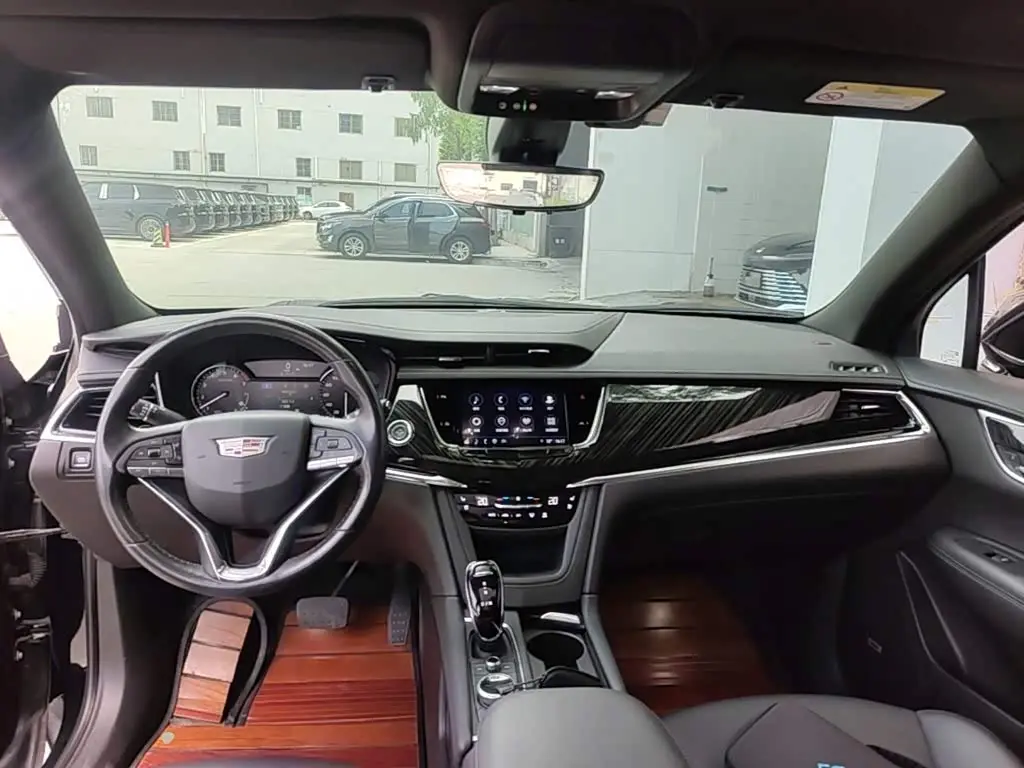Cadillac XT6 2022 — Photo 14/20