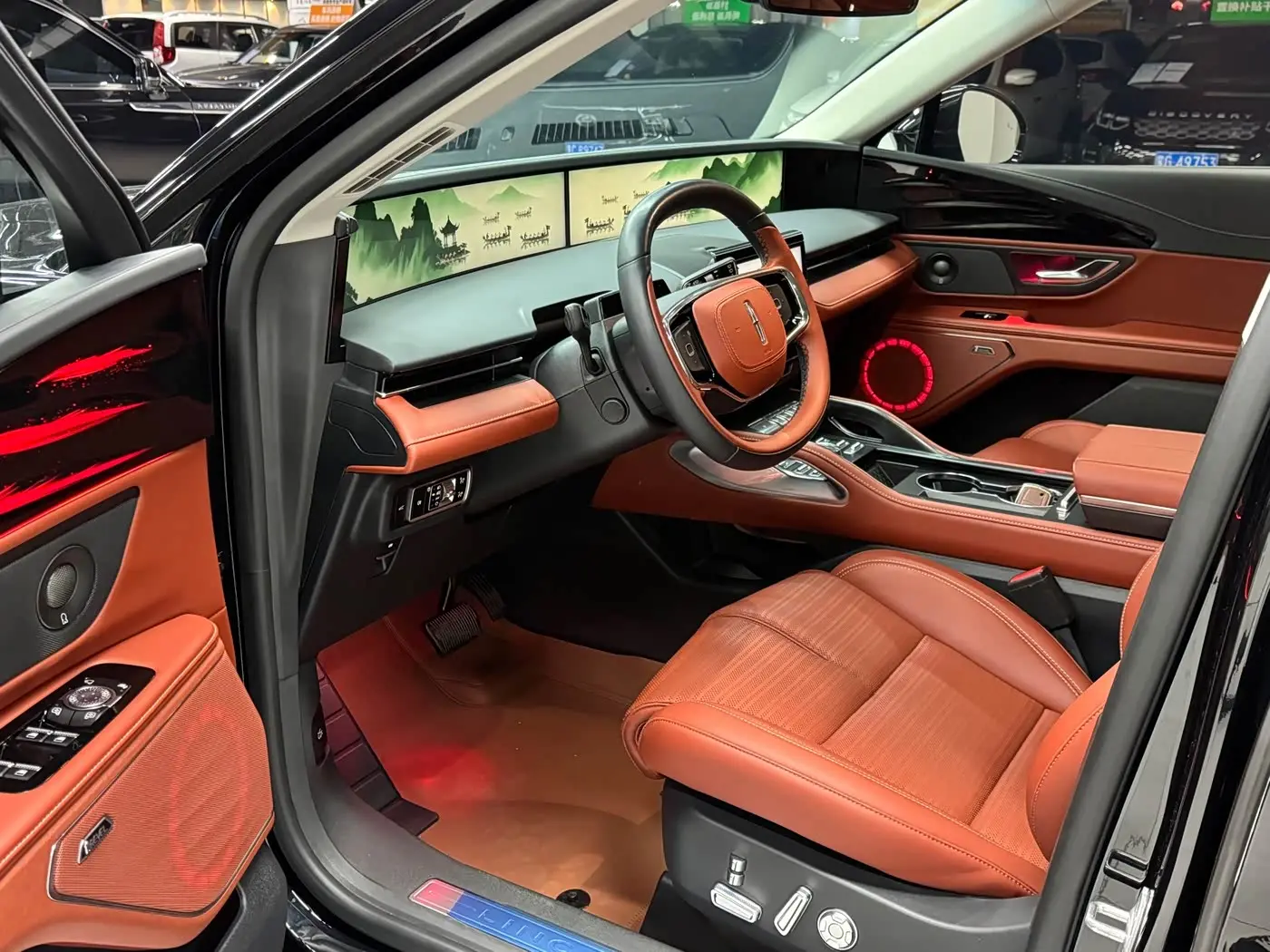 Lincoln Nautilus 2025 — Photo 7/16