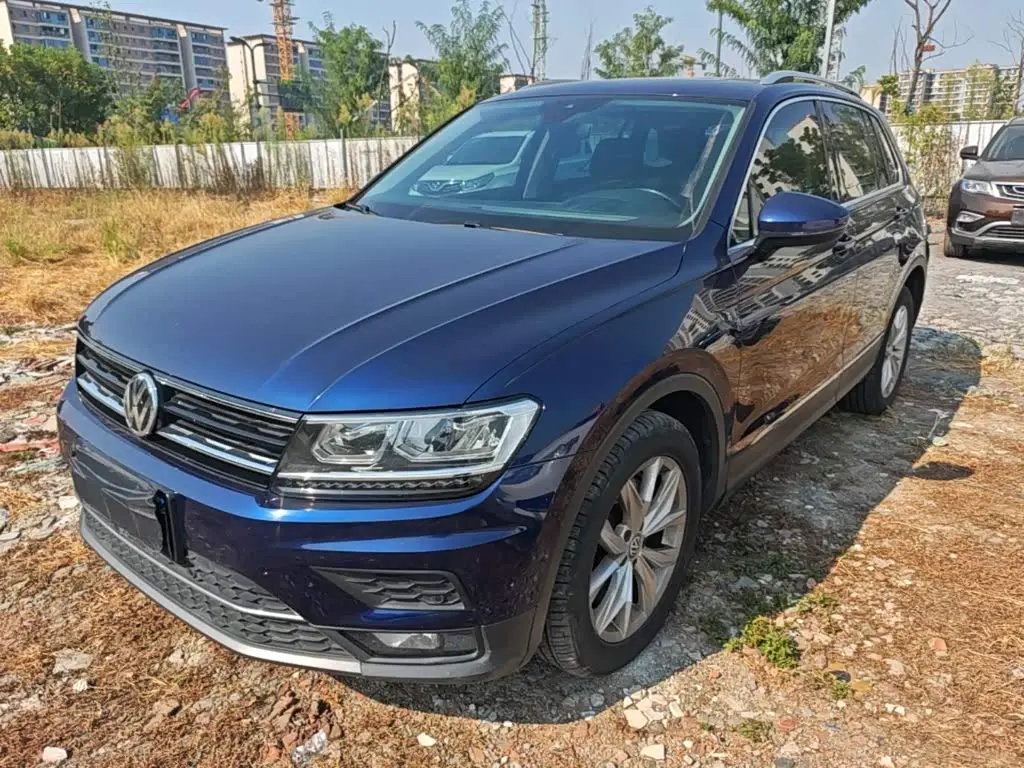 Volkswagen Tiguan 2019 — Фото 1/20