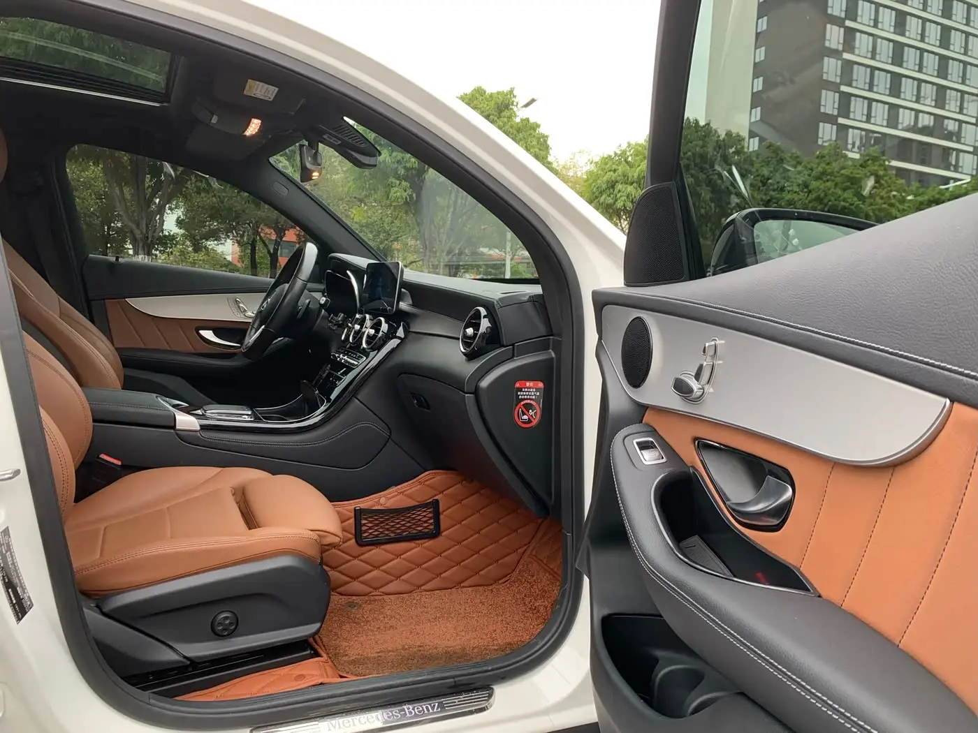 Mercedes-Benz GLC Coupe 2020 — Фото 16/20