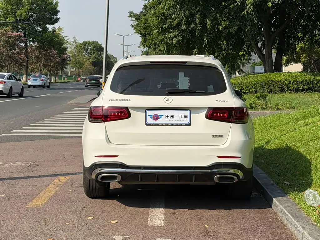 Mercedes-Benz GLC 2020 — Photo 5/14