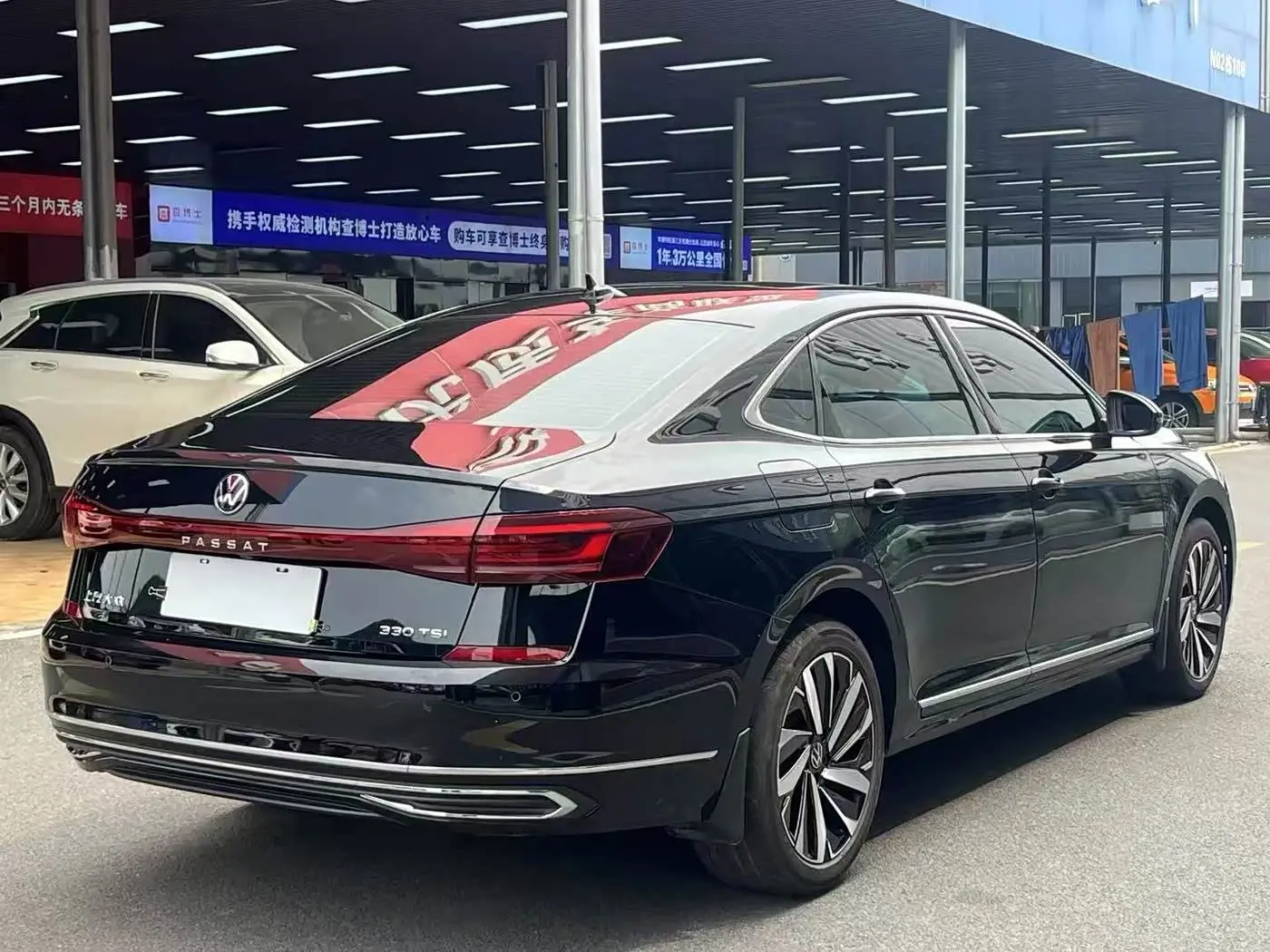 Volkswagen Passat 2024 — Photo 4/10