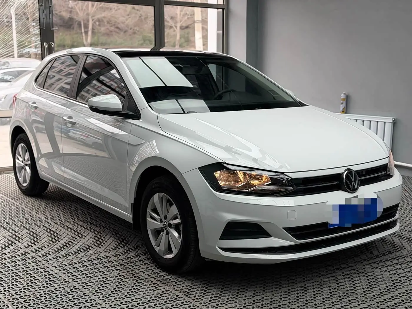 Volkswagen Polo 2023 — Фото 3/20