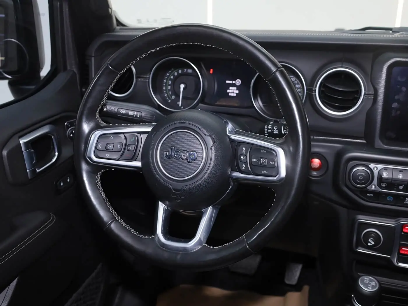 Jeep Wrangler 4xe 2021 — Фото 16/20