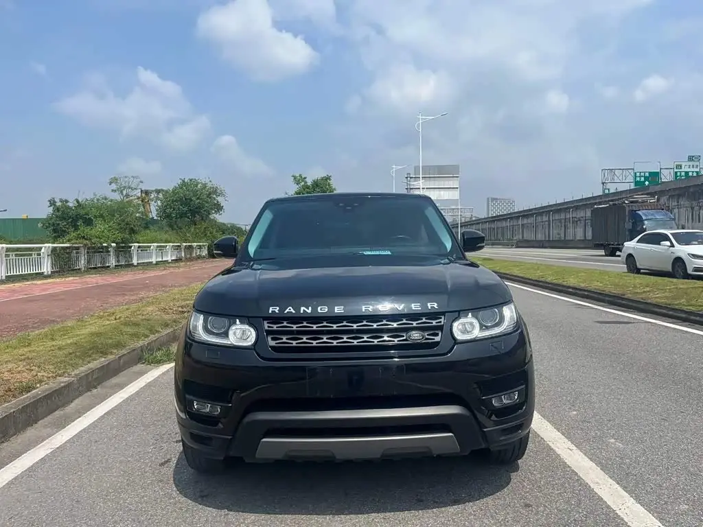 Land Rover Range Rover Sport 2017 — Фото 3/9