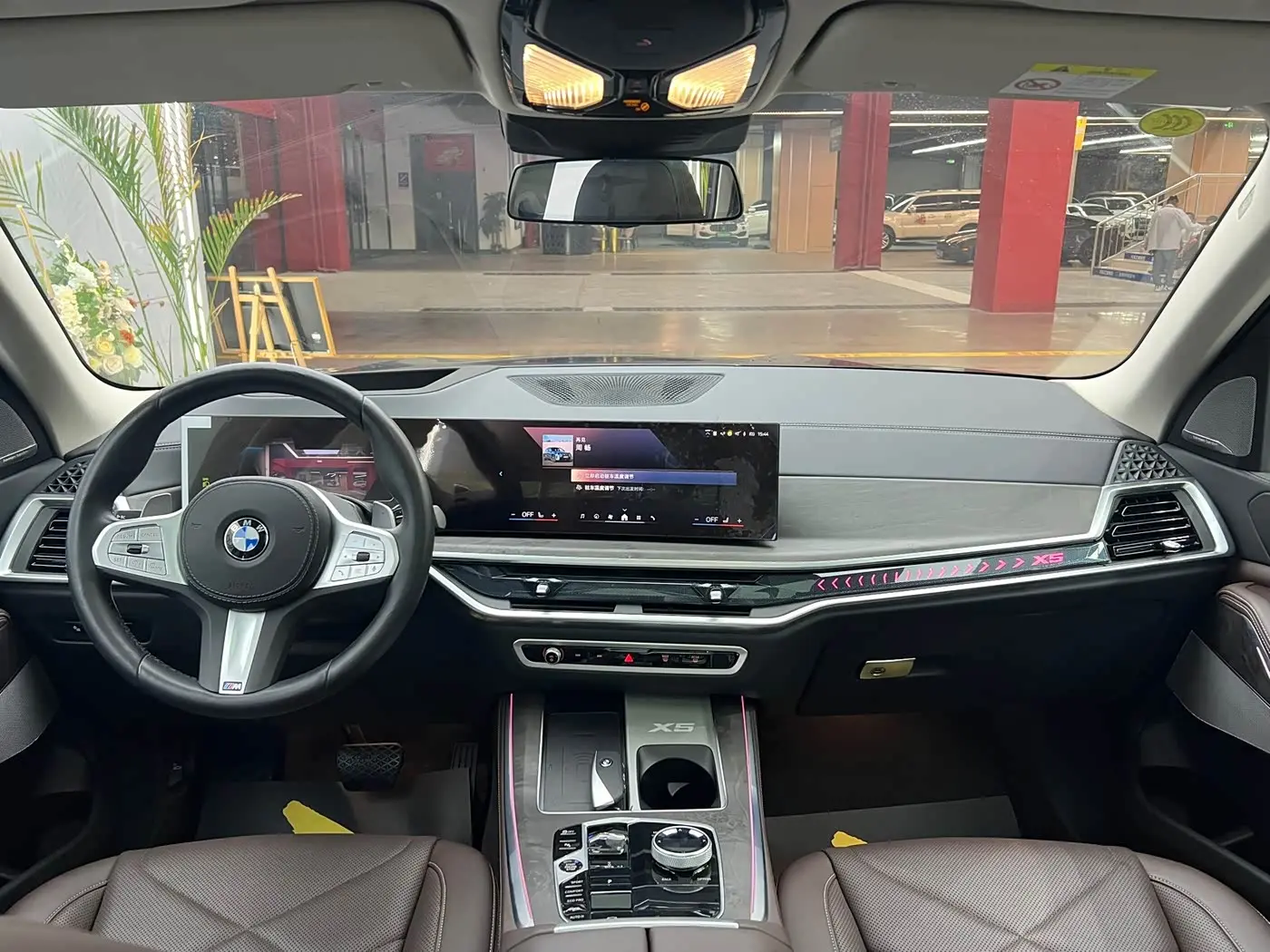 BMW X5 2025 — Photo 10/19