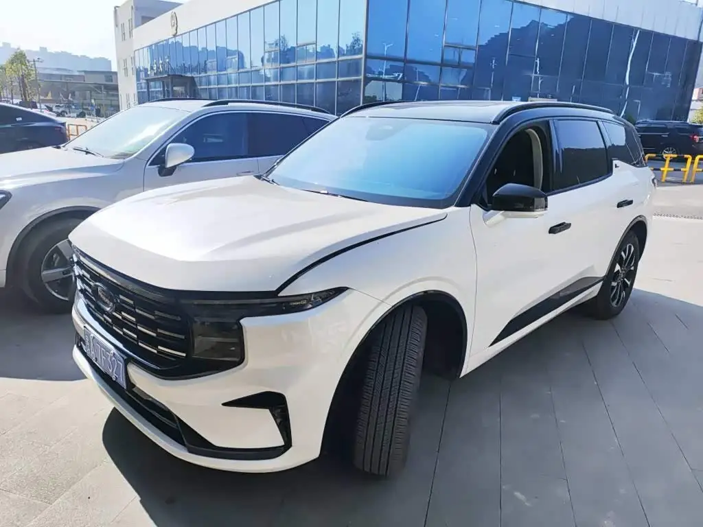 Ford Edge, 2025