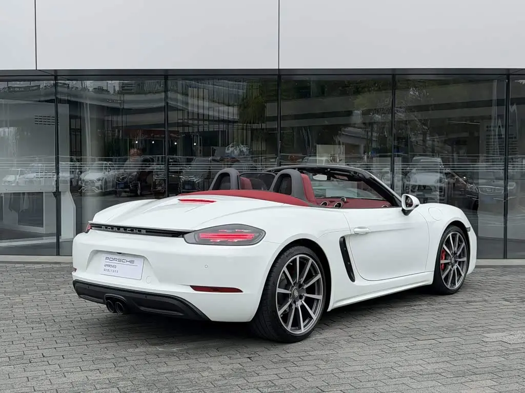 Porsche 718 2023 — Photo 3/19
