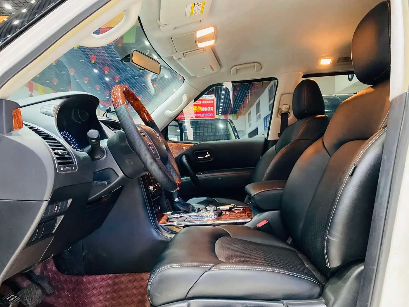 Nissan Patrol 2018 — Şəkil 9/18