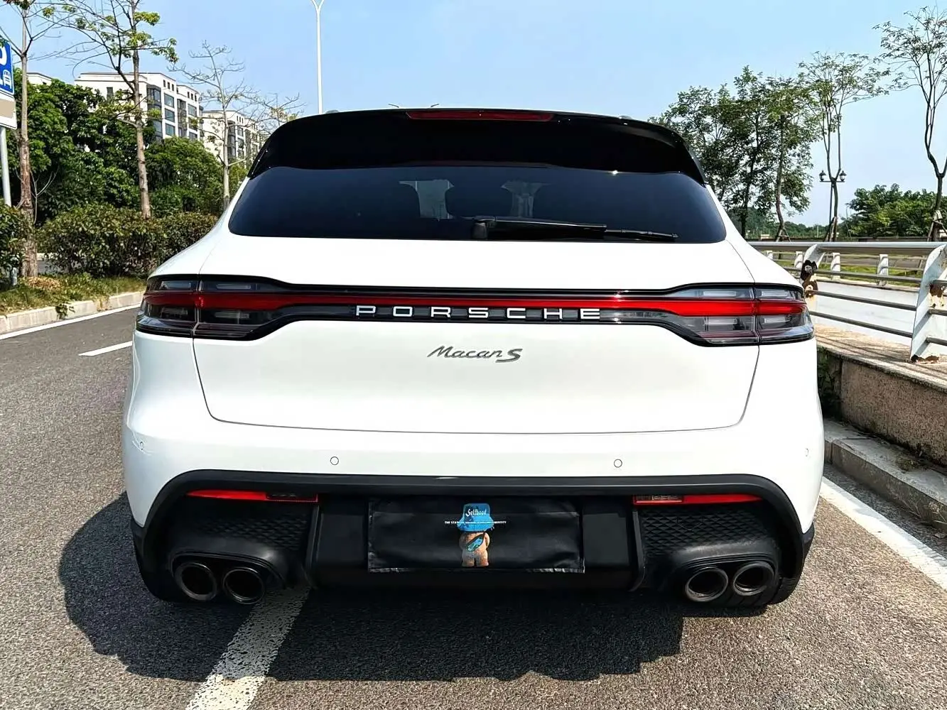Porsche Macan 2022 — Şəkil 6/10