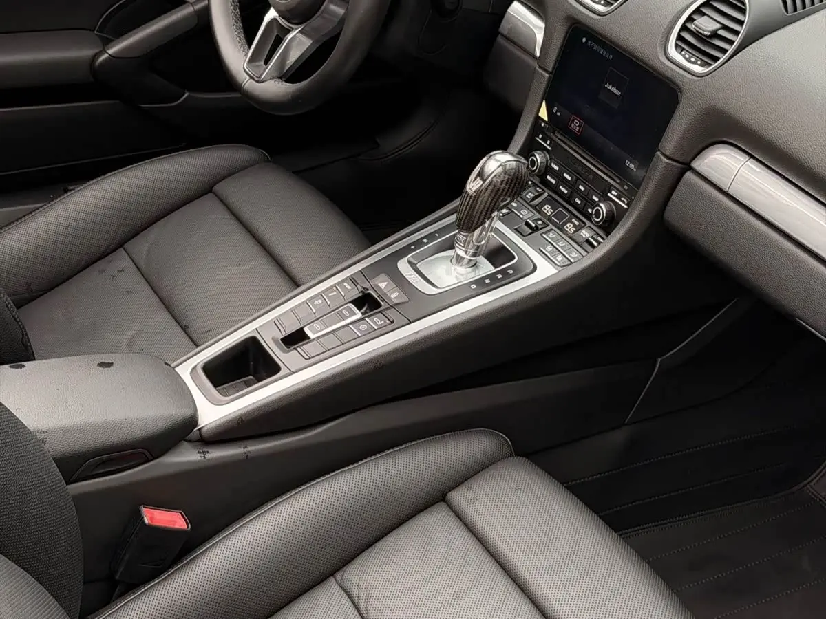 Porsche 718 2018 — Photo 9/9