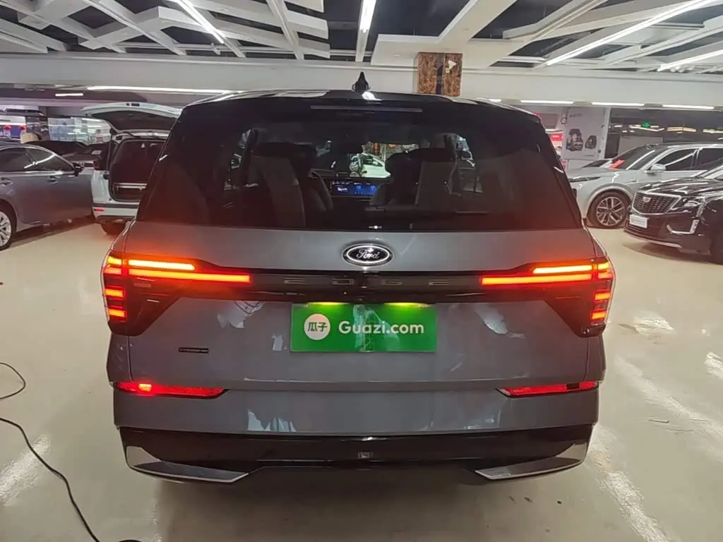 Ford Edge 2025 — ფოტო 6/20