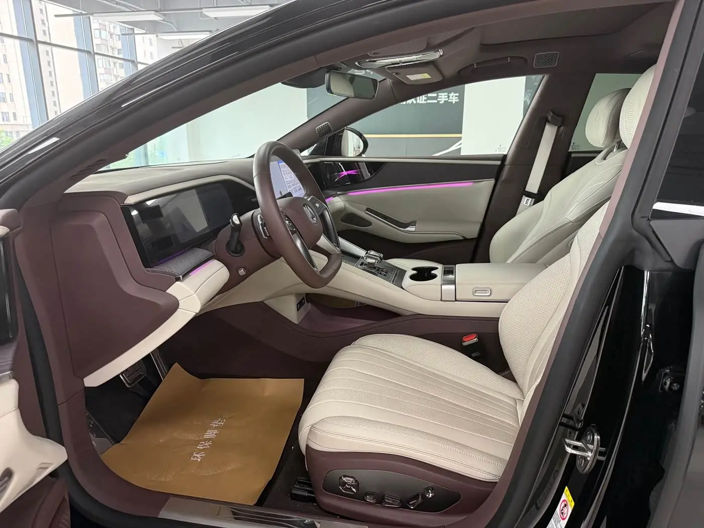 Denza Z9GT 2026 — Photo 12/14