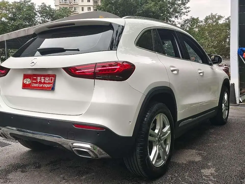 Mercedes-Benz GLA 2022 — Фото 8/19