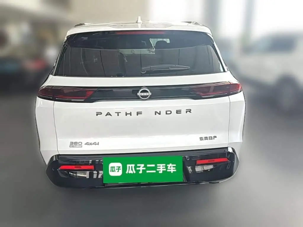 Nissan Terra 2024 — Photo 10/20