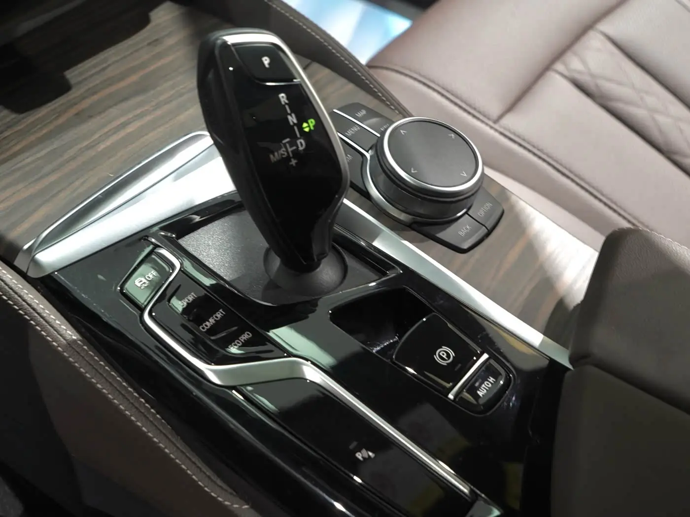 BMW 5 Series 2022 — Фото 13/18