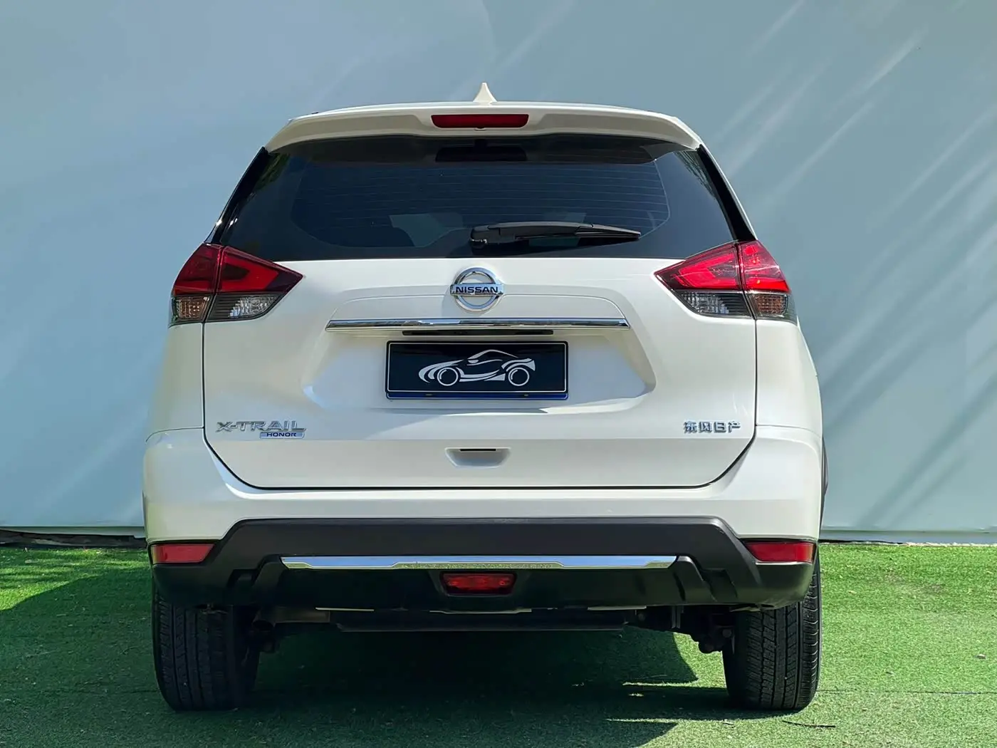 Nissan X-Trail 2022 — Photo 8/9