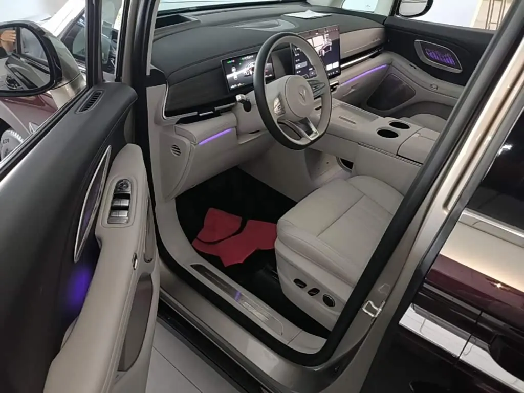 Voyah Auto Voyah Dreamer 2026 — Photo 16/20
