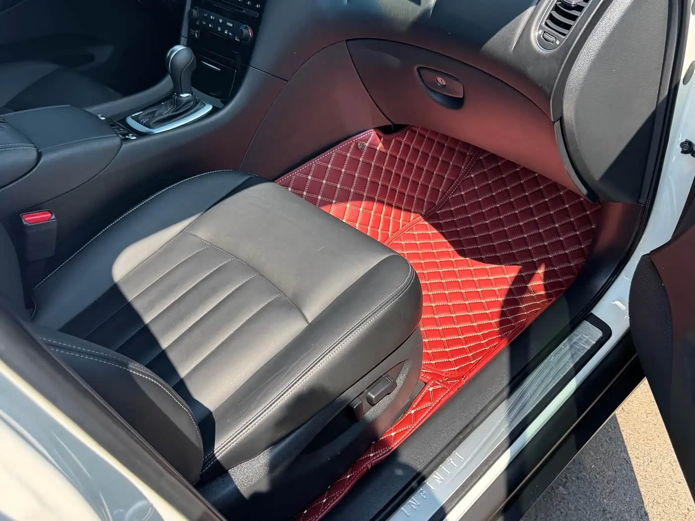 Infiniti QX50 2017 — Photo 8/12