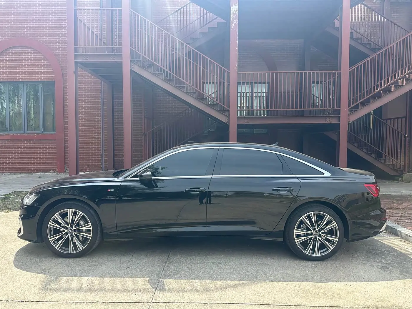 Audi A6L 2026 — Photo 7/16