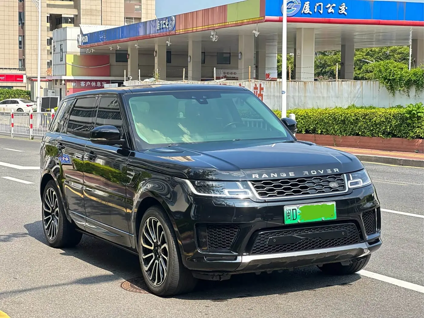Land Rover Range Rover Sport PHEV 2019 — Фото 3/13
