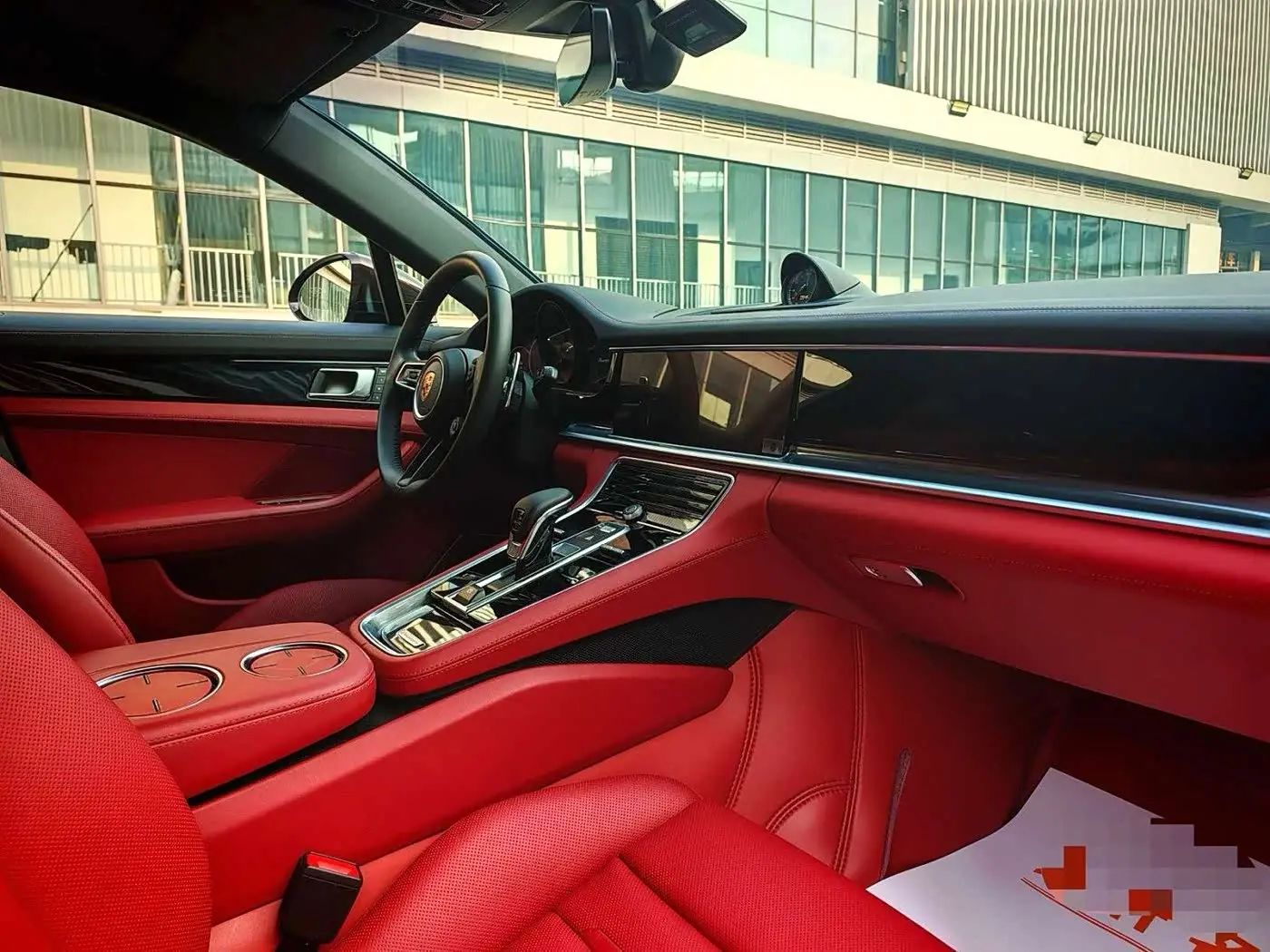 Porsche Panamera 2022 — Şəkil 10/18