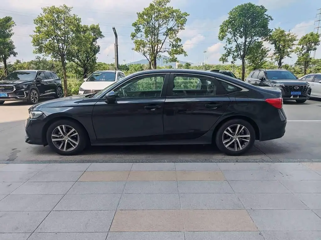 Honda Civic 2024 — Şəkil 3/9
