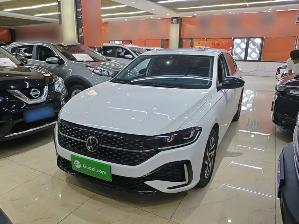 Volkswagen Lavida 2023 — Photo 1/20