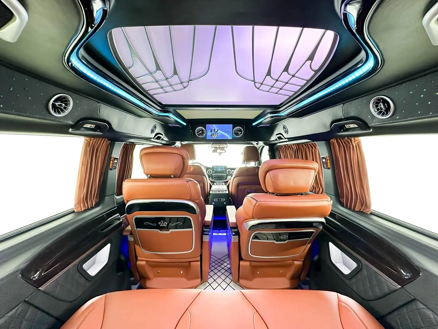 Mercedes-Benz V-Class 2022 — Фото 14/17