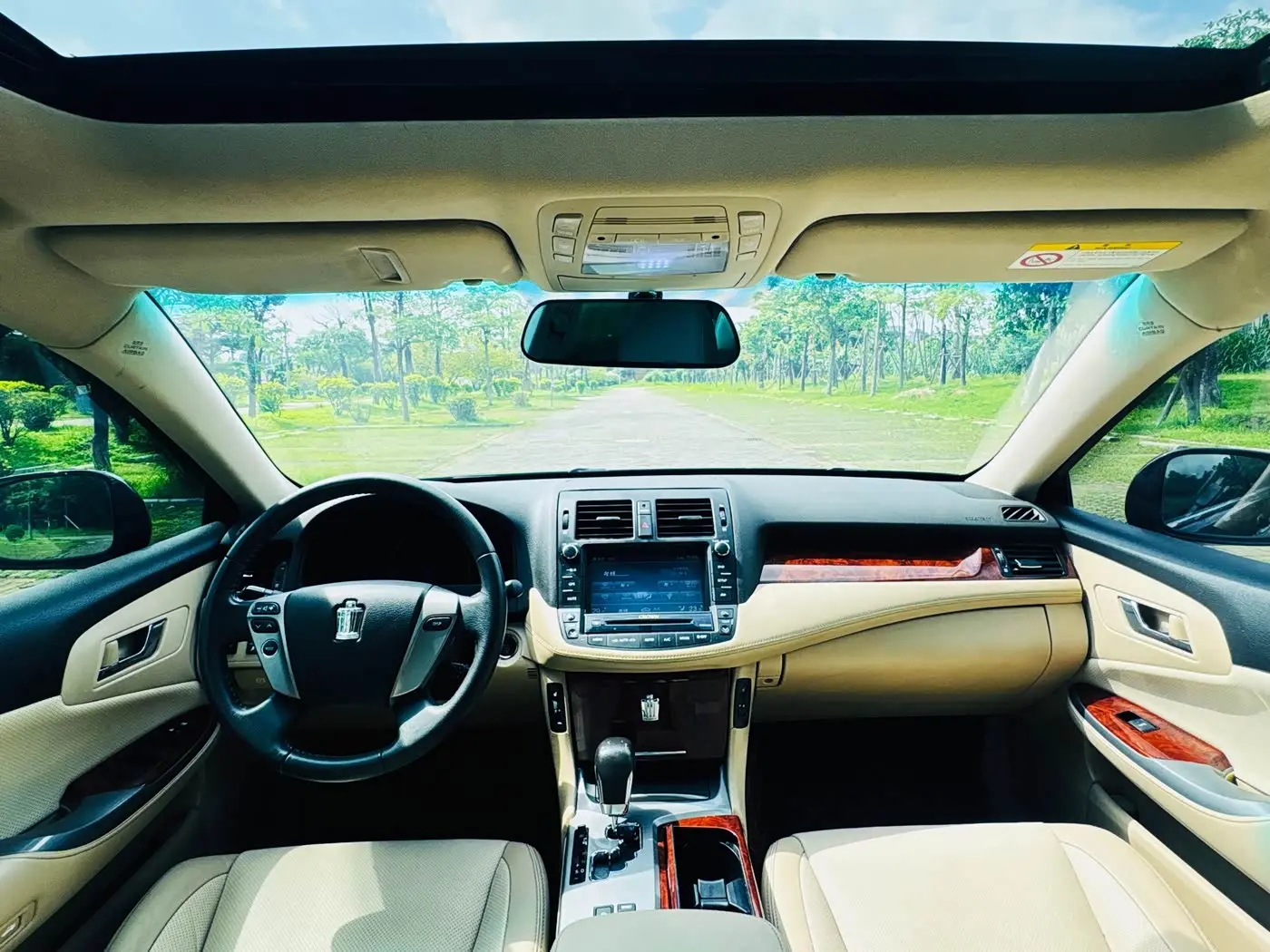 Toyota Crown 2012 — Şəkil 16/20