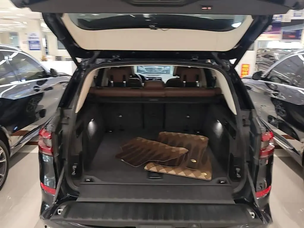 BMW X5 2021 — Photo 19/20