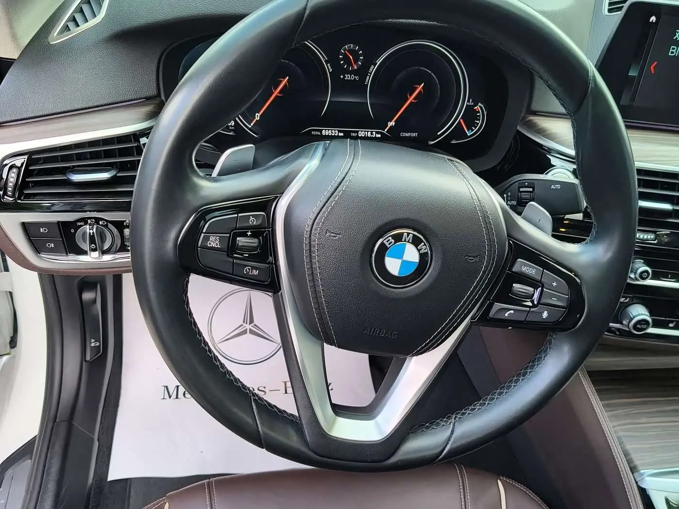 BMW 5 Series 2017 — Фото 8/18