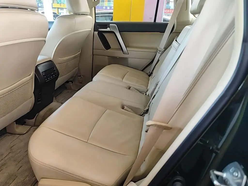 Toyota Prado 2016 — Şəkil 17/20