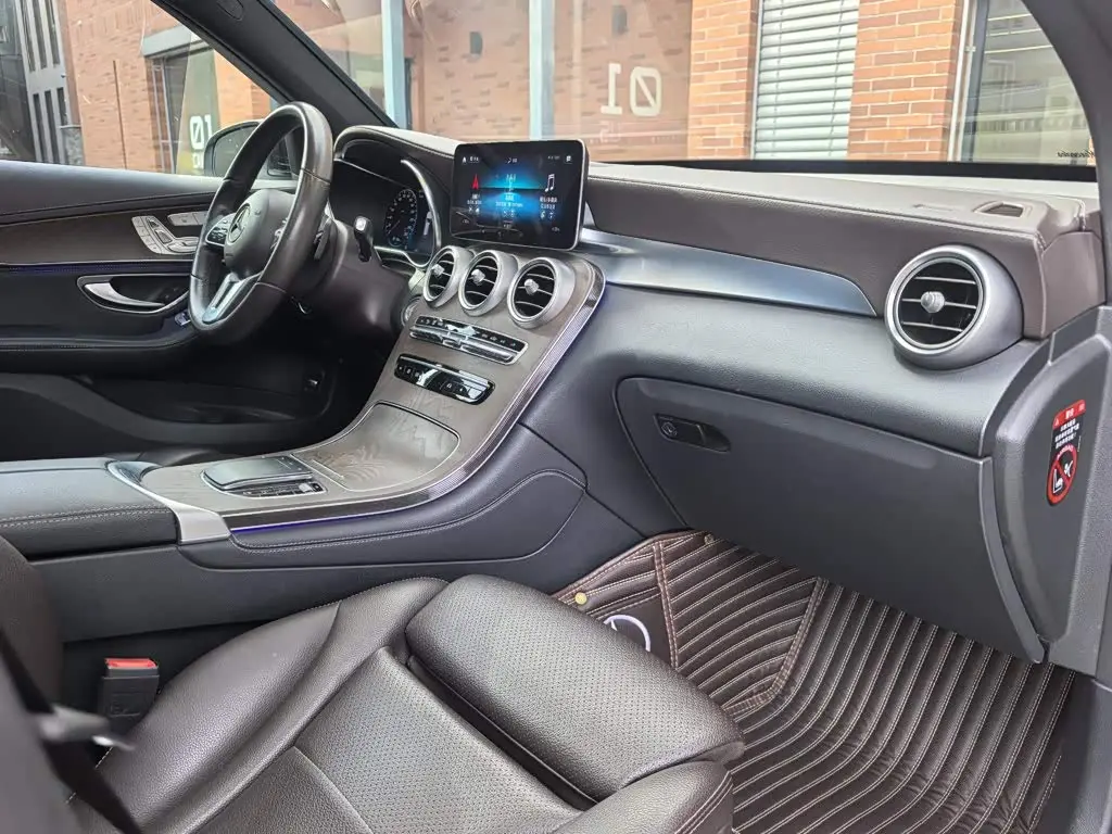 Mercedes-Benz GLC 2020 — Фото 16/20
