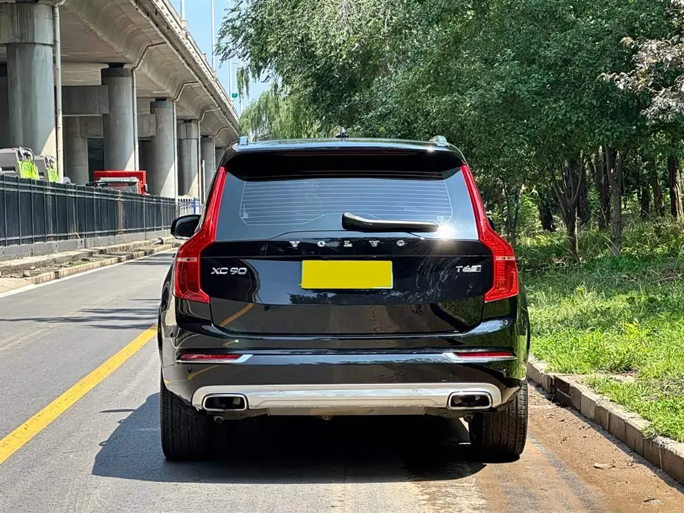 Volvo XC90 2019 — Photo 4/13