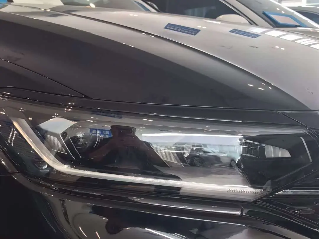 Volkswagen Passat 2024 — Şəkil 16/20