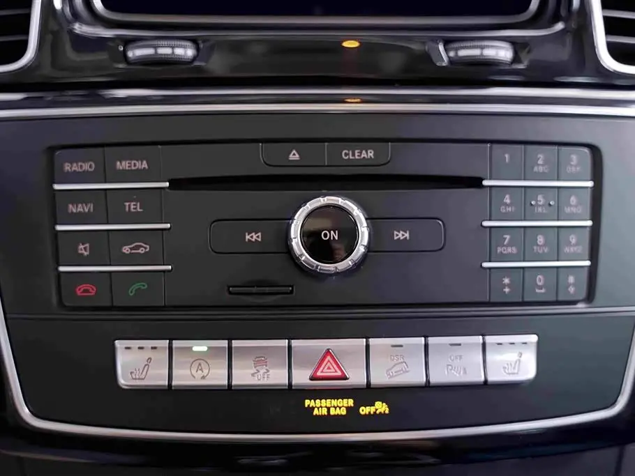Mercedes-Benz GLE 2016 — Photo 7/20