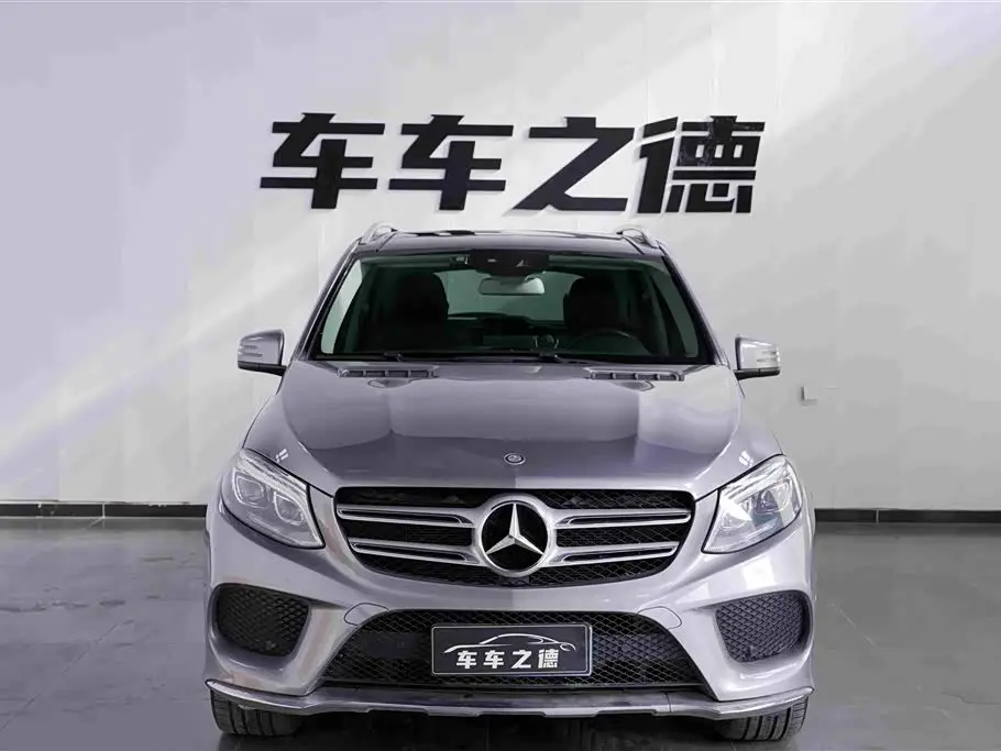 Mercedes-Benz GLE 2016 — Photo 3/20