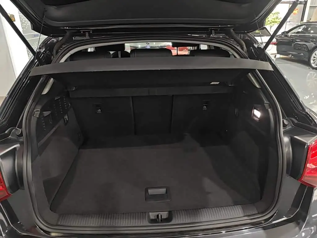 Audi Q2L 2021 — Photo 19/20