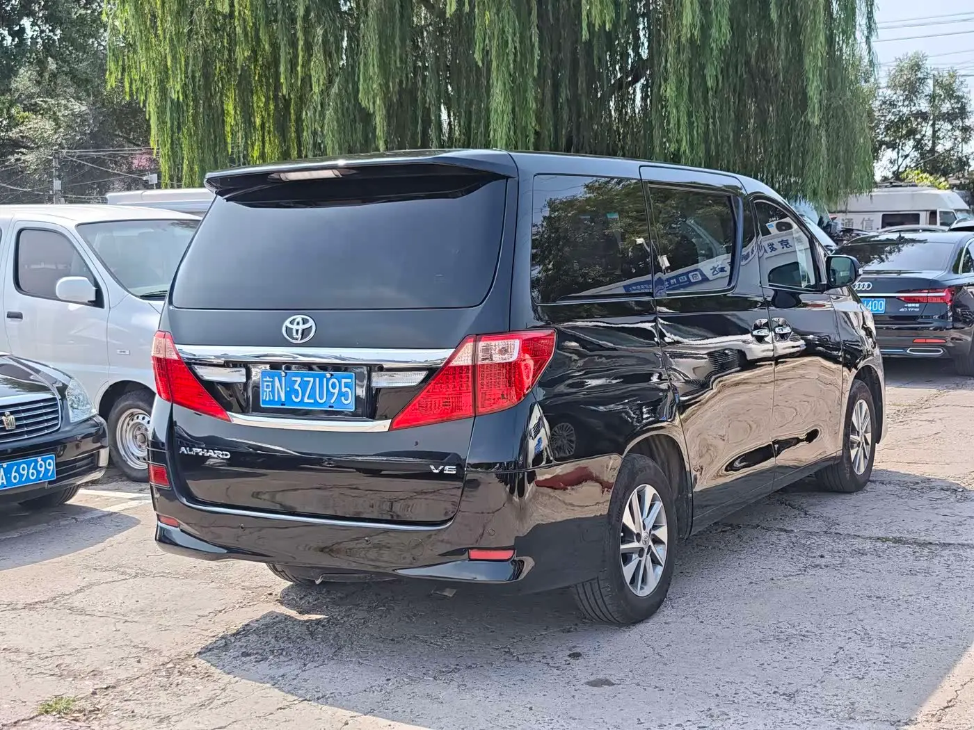 Toyota Alphard 2013 — Фото 4/20