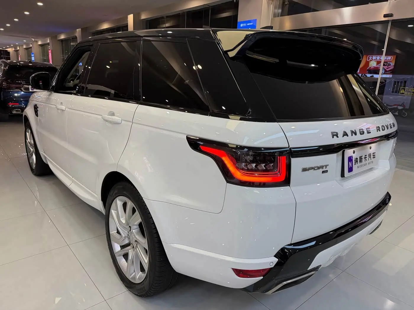 Land Rover Range Rover Sport 2020 — Фото 6/18