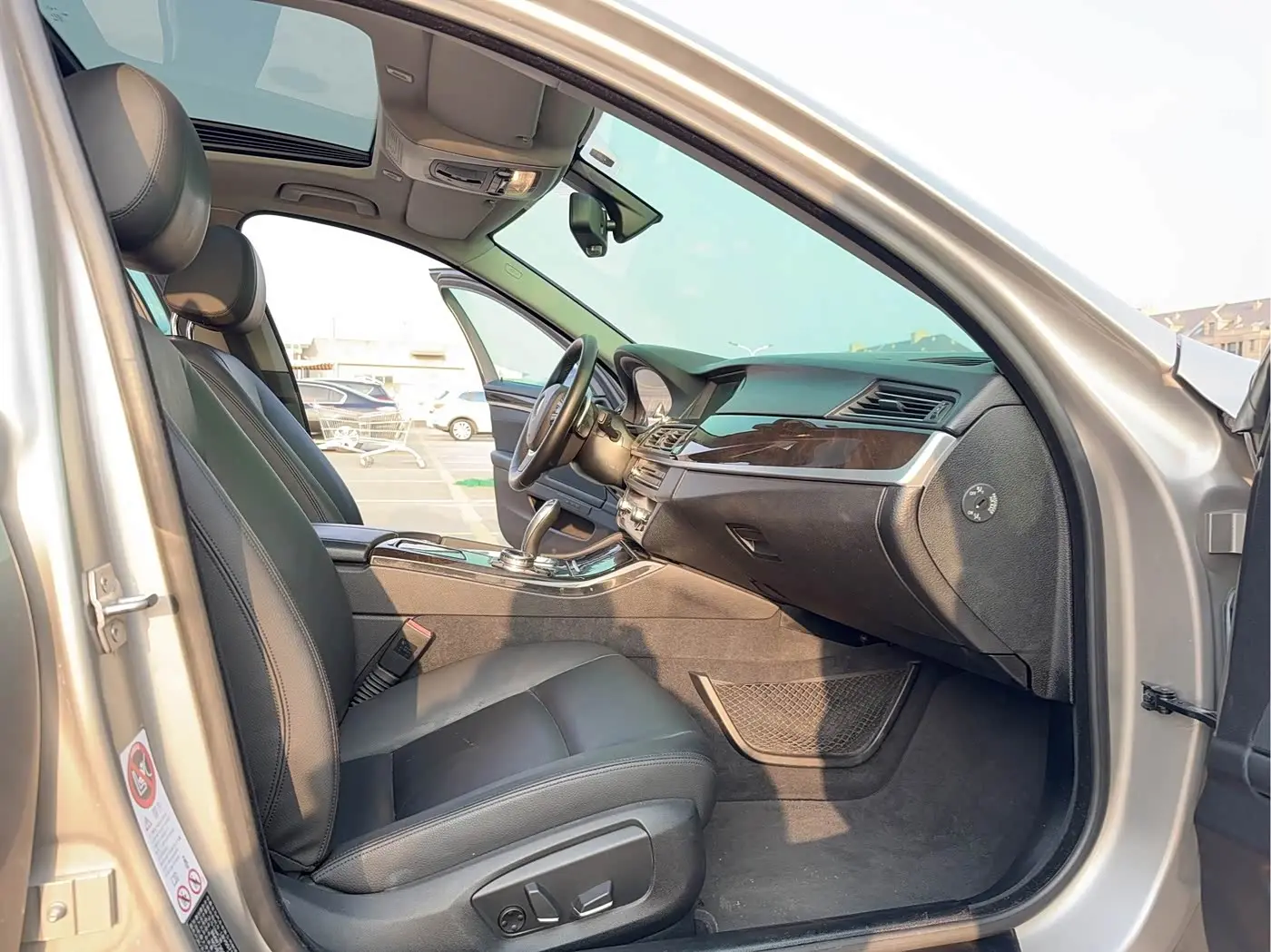 BMW 5 Series 2014 — Фото 12/16