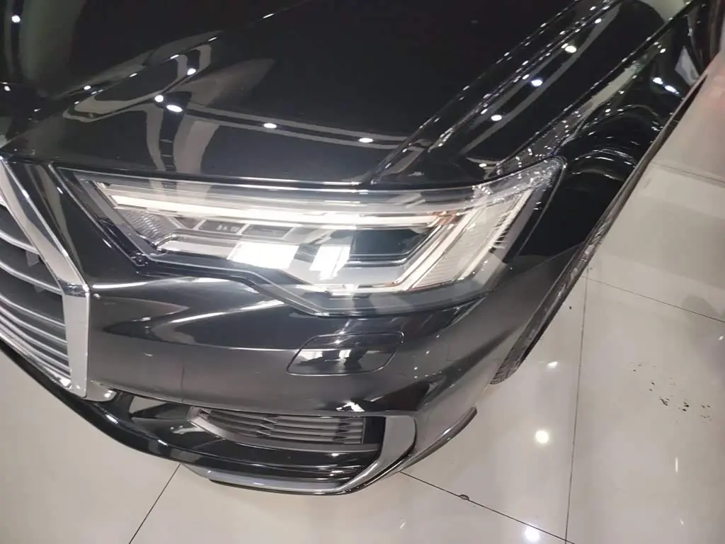 Audi A6L 2022 — ფოტო 18/20