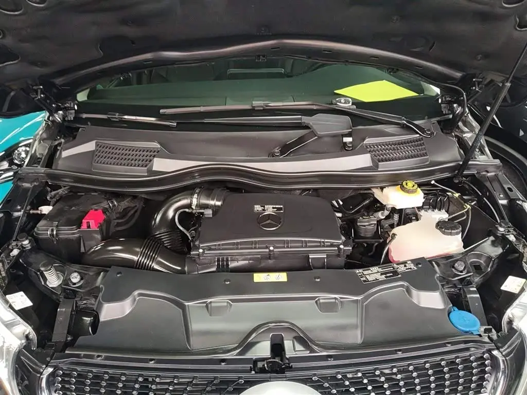 Mercedes-Benz V-Class 2020 — Photo 20/20