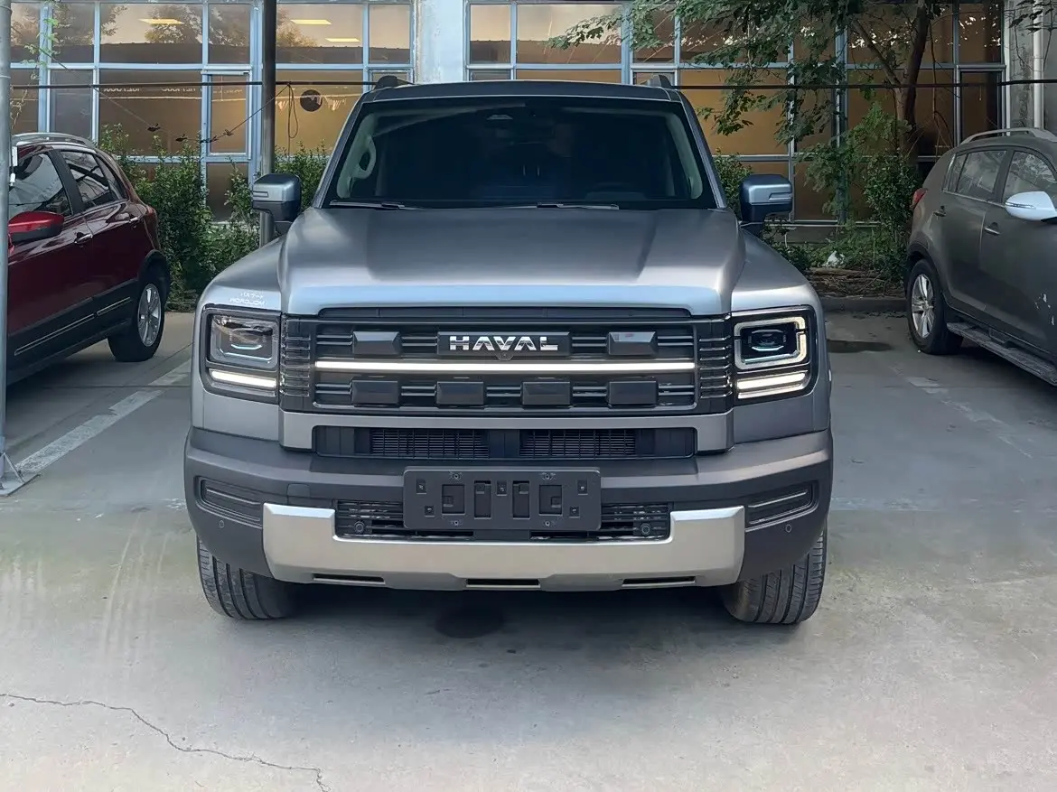 Haval Meng Long NEV 2025 — Photo 2/16