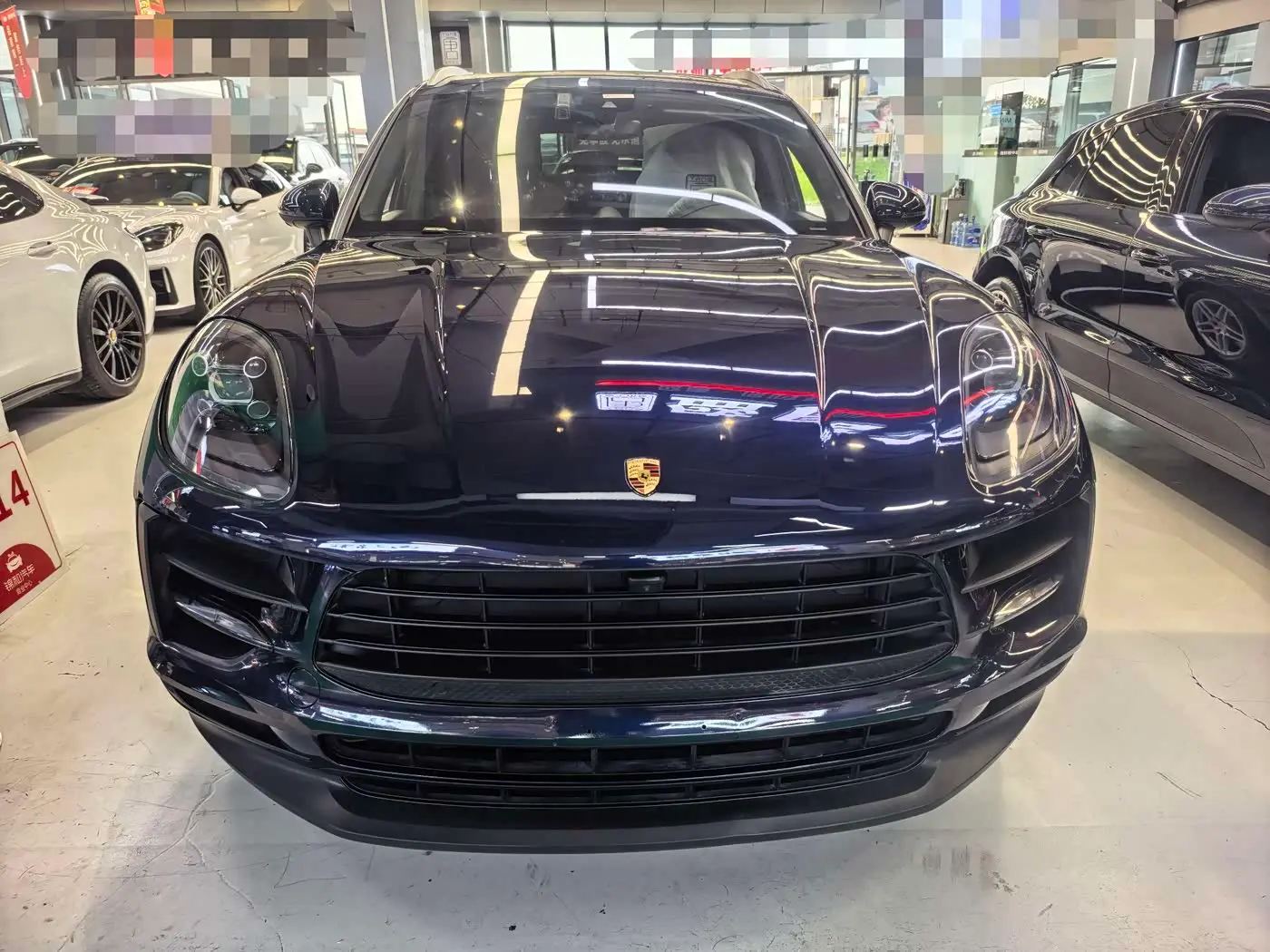 Porsche Macan 2019 — Photo 2/8