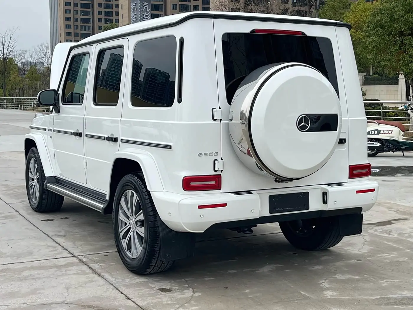 Mercedes-Benz G-Class 2020 — Фото 5/18