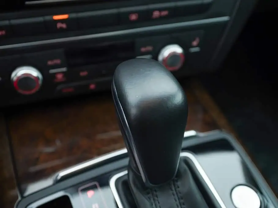 Audi A6L 2016 — ფოტო 8/19