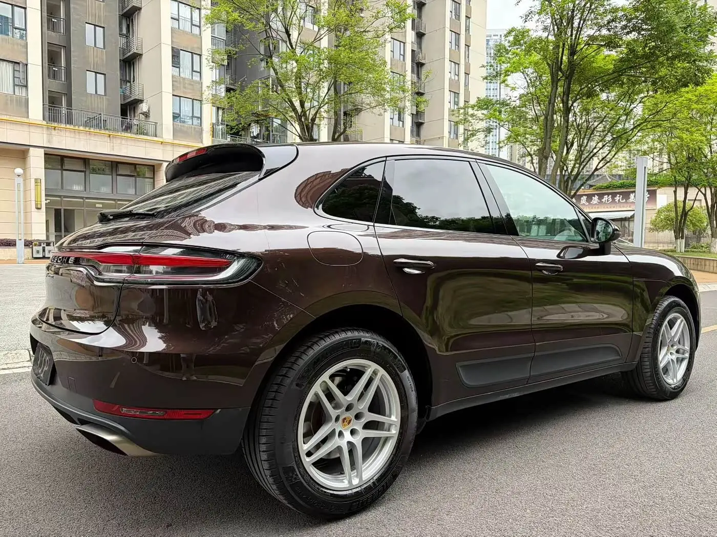 Porsche Macan 2019 — Photo 7/9